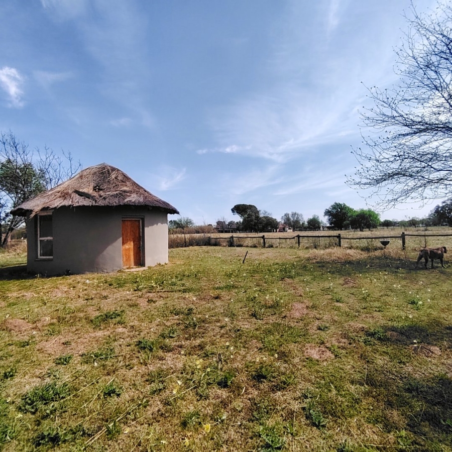 Commercial Property for Sale in Roodewal Free State